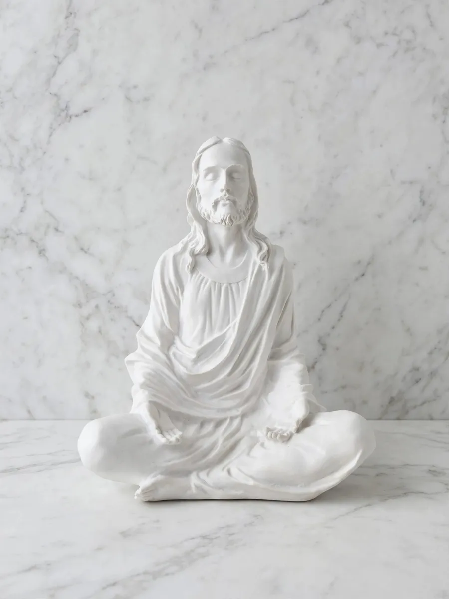 Pieza 49 — Figura de Jesús meditando