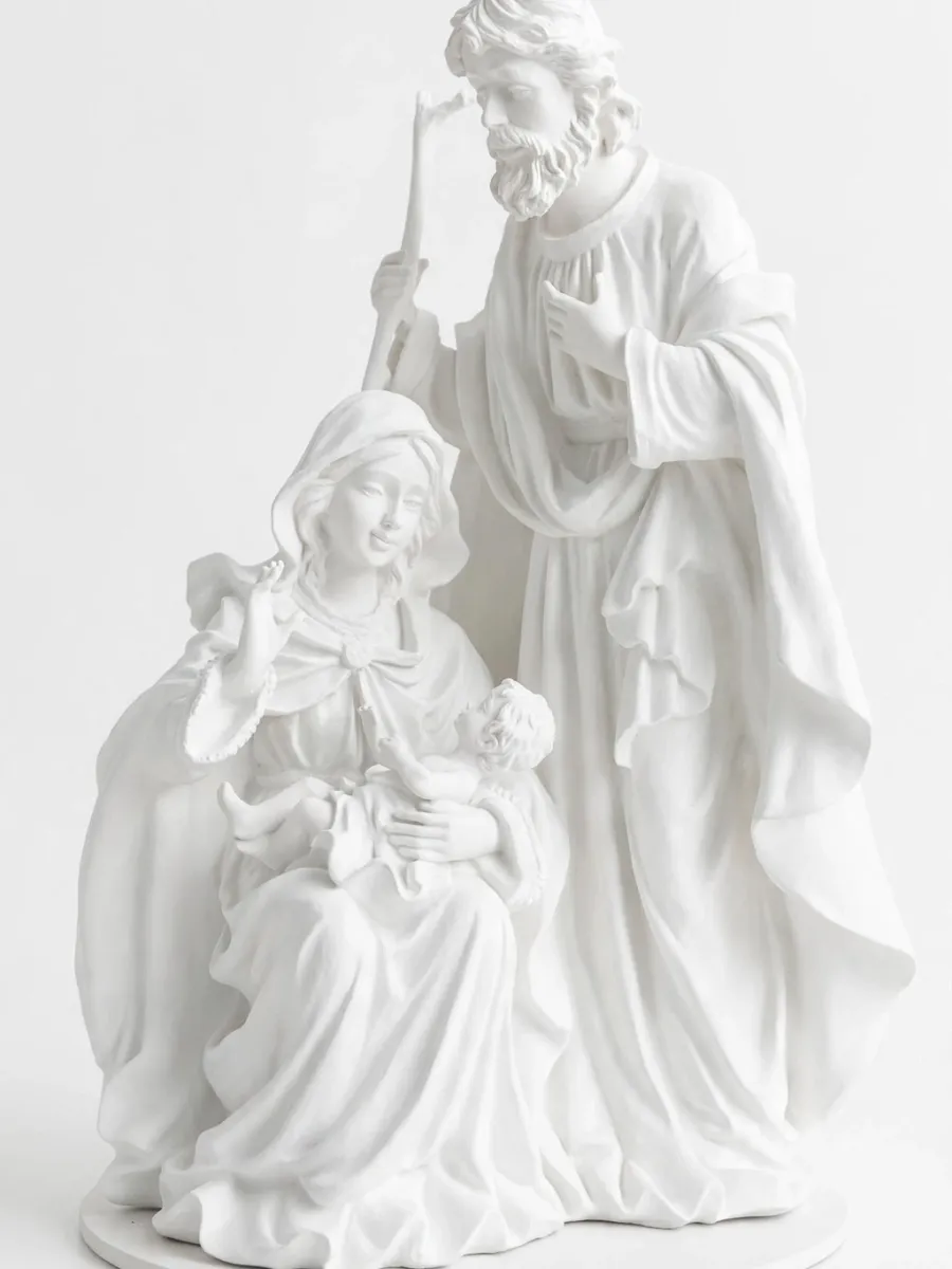 Sagrada Familia Celeste — Pieza de navidad en marmolina