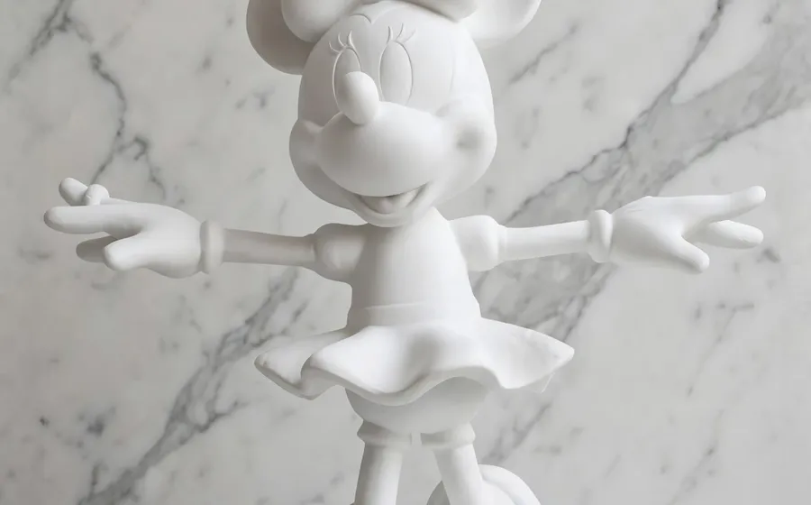 Minnie Mouse con Brazos Abiertos - Figura de marmolina